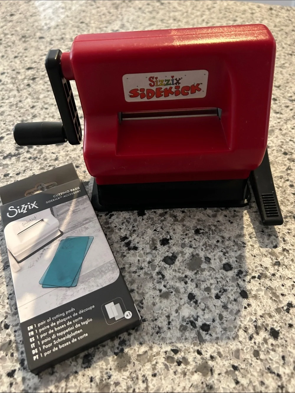 Sizzix Sidekick Mini Die Cutting Machine in Red with Accessory Pads